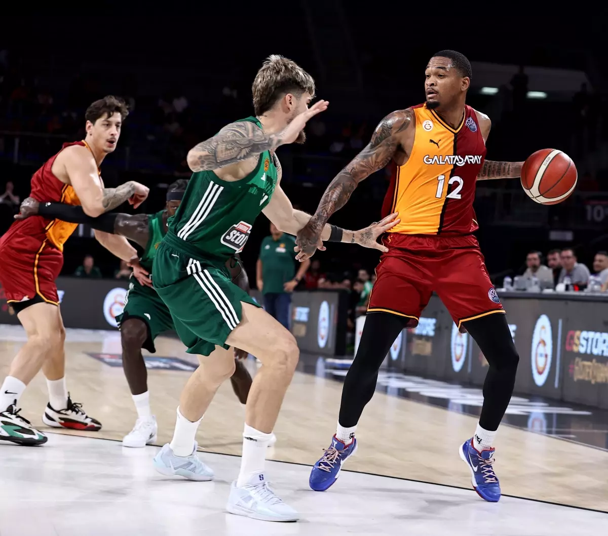 Galatasaray, Panathinaikos’a Mağlup Oldu