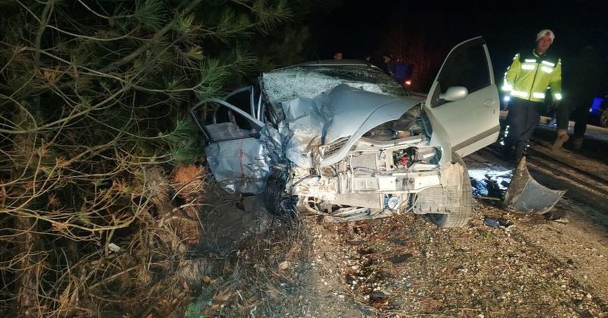 Çanakkale’de trafik kazası: 1 ölü, 2 yaralı