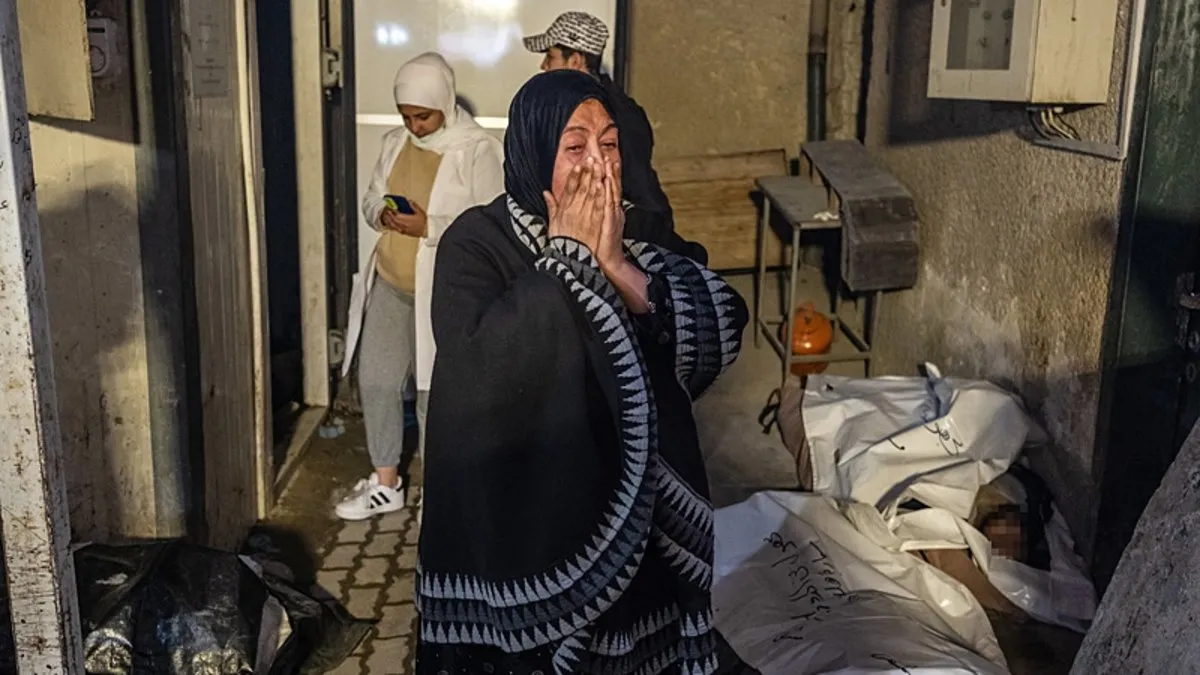 Esad rejimi akılalmaz işkencelerle öldürdü… Suriye’de çaresiz halk cesetler için sıraya girdi: Yürek burkan işkence duvarı!