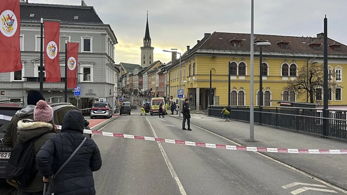 Avusturya’da kanlı saldırı: Yoldan geçenler bıçaklandı!