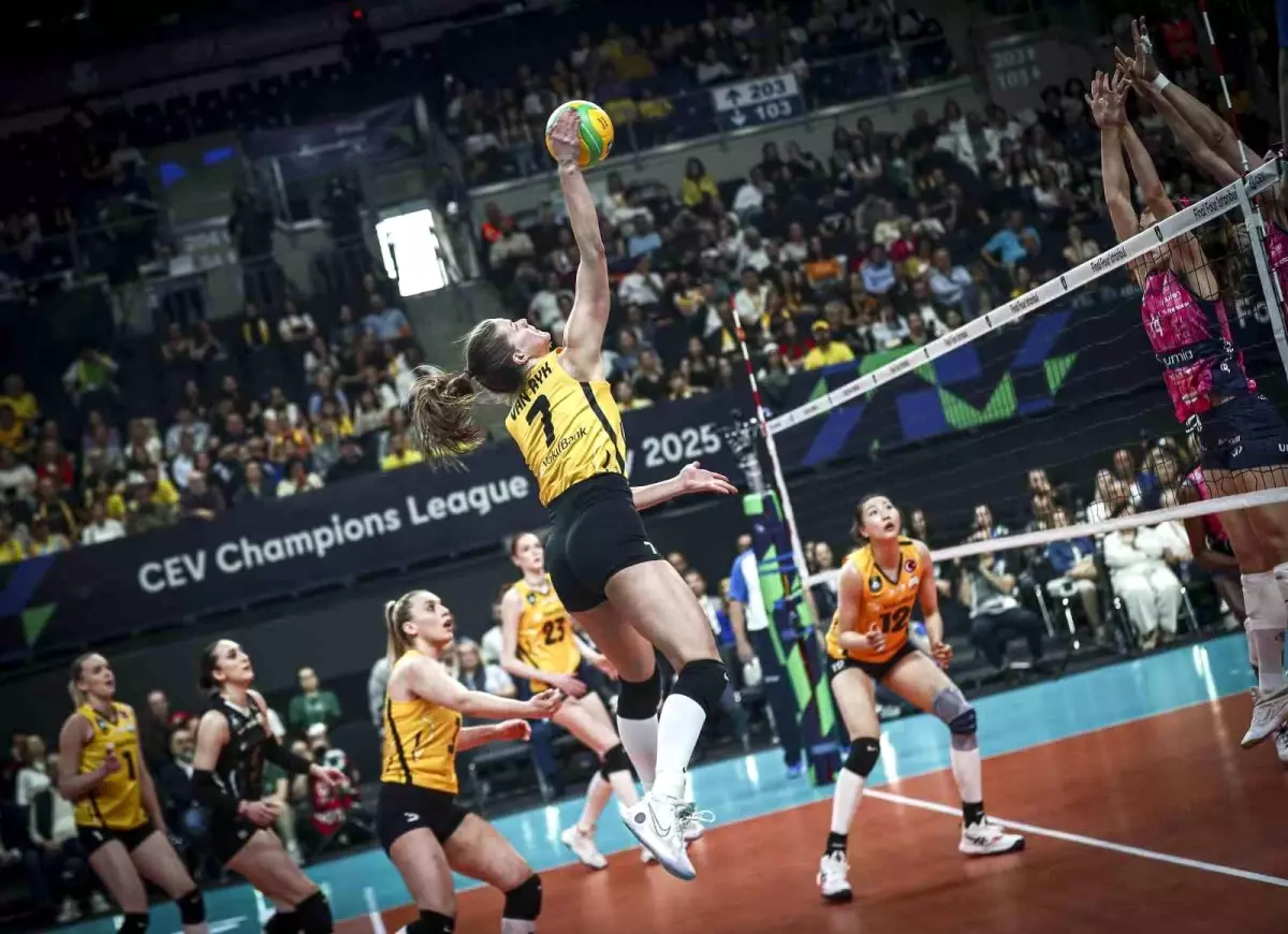 V. Bank, CEV Dörtlü Final’de Dördüncü Oldu